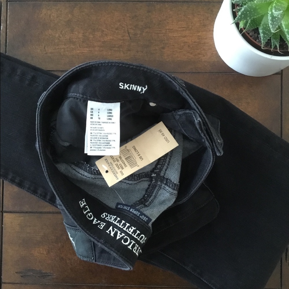 American Eagle skinny jeans